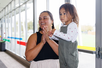Photo from the TWoA Tainui 2025 Graduations (Ceremony 2 @ 2pm) held at Claudelands Event Centre in Hamilton, Waikato, New Zealand on Tuesday, 29 April, 2025. Photography by Mike Walen / KeyImagery Photography. Copyright: © 2025 Te Wānanga o Aotearoa.
