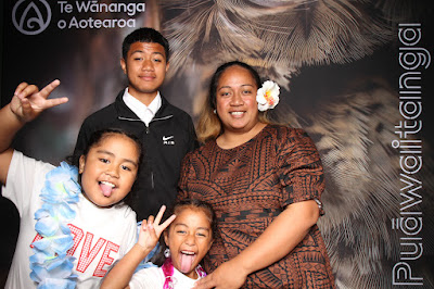 Booth photo from Ceremony 3 of the TWoA Tāmaki Makaurau 2025 Graduations (March 2025) held at the Mangere Arts Centre in Auckland, New Zealand on Wednesday, 12 March, 2025. Photo: InstaBooth by KeyImagery Photography. Copyright: © 2025 Te Wānanga o Aotearoa.