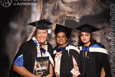 Booth photo from Ceremony 3 of the TWoA Tāmaki Makaurau 2025 Graduations (March 2025) held at the Mangere Arts Centre in Auckland, New Zealand on Wednesday, 12 March, 2025. Photo: InstaBooth by KeyImagery Photography. Copyright: © 2025 Te Wānanga o Aotearoa.