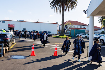 Photo from Ceremony 4 of the TWoA Tāmaki Makaurau 2025 Graduations (May 2025) held at the Mangere Arts Centre in Auckland, New Zealand on Tuesday, 27 May, 2025. Photo by Mike Walen / KeyImagery Photography. Copyright: © 2025 Te Wānanga o Aotearoa.
