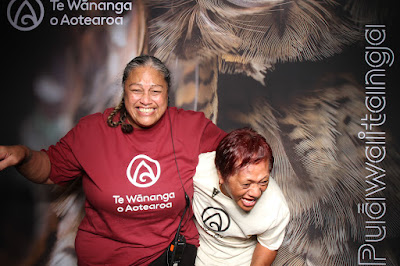 Booth photo from Ceremony 1 of the TWoA Tāmaki Makaurau 2025 Graduations (March 2025) held at the Mangere Arts Centre in Auckland, New Zealand on Wednesday, 12 March, 2025. Photo: InstaBooth by KeyImagery Photography. Copyright: © 2025 Te Wānanga o Aotearoa.
