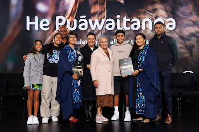 Photo from Ceremony 6 of the TWoA Tāmaki Makaurau 2025 Graduations (May 2025) held at the Mangere Arts Centre in Auckland, New Zealand on Wednesday, 28 May, 2025. Photo by Mike Walen / KeyImagery Photography. Copyright: © 2025 Te Wānanga o Aotearoa.