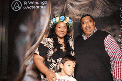 Booth photo from Ceremony 2 of the TWoA Tāmaki Makaurau 2025 Graduations (March 2025) held at the Mangere Arts Centre in Auckland, New Zealand on Wednesday, 12 March, 2025. Photo: InstaBooth by KeyImagery Photography. Copyright: © 2025 Te Wānanga o Aotearoa.