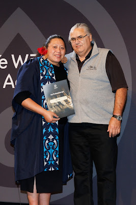 Photo from Ceremony 7 of the TWoA Tāmaki Makaurau 2025 Graduations (May 2025) held at the Mangere Arts Centre in Auckland, New Zealand on Wednesday, 28 May, 2025. Photo by Mike Walen / KeyImagery Photography. Copyright: © 2025 Te Wānanga o Aotearoa.