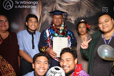 Booth photo from Ceremony 2 of the TWoA Tāmaki Makaurau 2025 Graduations (March 2025) held at the Mangere Arts Centre in Auckland, New Zealand on Wednesday, 12 March, 2025. Photo: InstaBooth by KeyImagery Photography. Copyright: © 2025 Te Wānanga o Aotearoa.