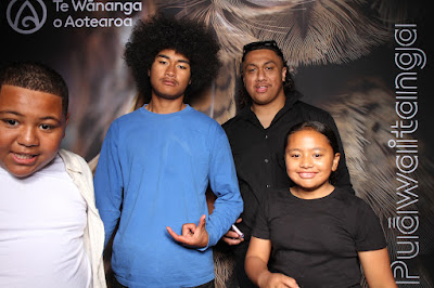 Booth photo from Ceremony 2 of the TWoA Tāmaki Makaurau 2025 Graduations (March 2025) held at the Mangere Arts Centre in Auckland, New Zealand on Wednesday, 12 March, 2025. Photo: InstaBooth by KeyImagery Photography. Copyright: © 2025 Te Wānanga o Aotearoa.