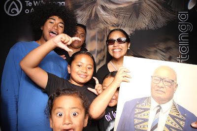 Booth photo from Ceremony 2 of the TWoA Tāmaki Makaurau 2025 Graduations (March 2025) held at the Mangere Arts Centre in Auckland, New Zealand on Wednesday, 12 March, 2025. Photo: InstaBooth by KeyImagery Photography. Copyright: © 2025 Te Wānanga o Aotearoa.