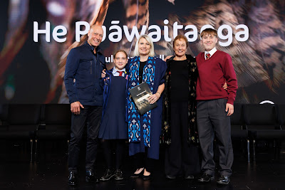 Photo from Ceremony 7 of the TWoA Tāmaki Makaurau 2025 Graduations (May 2025) held at the Mangere Arts Centre in Auckland, New Zealand on Wednesday, 28 May, 2025. Photo by Mike Walen / KeyImagery Photography. Copyright: © 2025 Te Wānanga o Aotearoa.