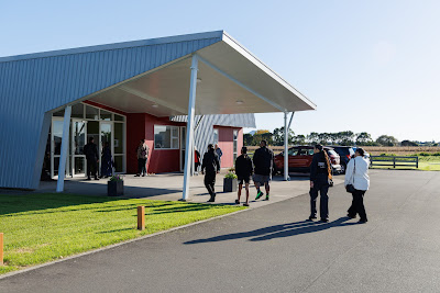 Photo from the TWoA Waiariki 2025 Graduation (Whakatāne), held at the Whakatāne Baptist Church in Whakatāne, Bay of Plenty, New Zealand on Wednesday, 14 May, 2025. Photo: Mike Walen / KeyImagery Photography. Copyright: © 2025 Te Wānanga o Aotearoa.