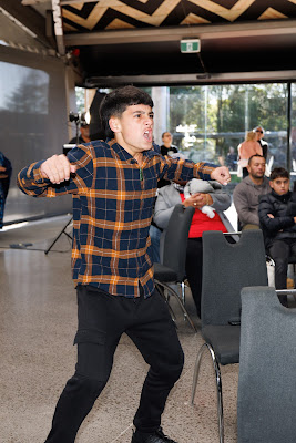 Photo from the TWoA Waiariki 2023 Graduations (Waiwhero), held at Te Puia, Rotorua, Bay of Plenty, New Zealand on Friday, 12 May, 2023. Photo: Mike Walen / KeyImagery Photography. Copyright: © Te Wānanga o Aotearoa.