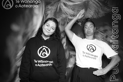 Booth photo from Ceremony 1 of the TWoA Tāmaki Makaurau 2025 Graduations (March 2025) held at the Mangere Arts Centre in Auckland, New Zealand on Wednesday, 12 March, 2025. Photo: InstaBooth by KeyImagery Photography. Copyright: © 2025 Te Wānanga o Aotearoa.