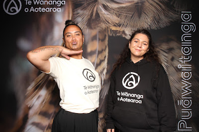 Booth photo from Ceremony 1 of the TWoA Tāmaki Makaurau 2025 Graduations (March 2025) held at the Mangere Arts Centre in Auckland, New Zealand on Wednesday, 12 March, 2025. Photo: InstaBooth by KeyImagery Photography. Copyright: © 2025 Te Wānanga o Aotearoa.