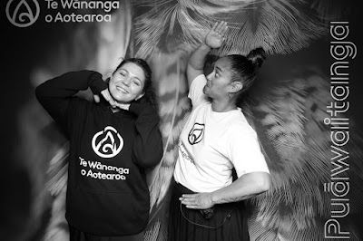 Booth photo from Ceremony 1 of the TWoA Tāmaki Makaurau 2025 Graduations (March 2025) held at the Mangere Arts Centre in Auckland, New Zealand on Wednesday, 12 March, 2025. Photo: InstaBooth by KeyImagery Photography. Copyright: © 2025 Te Wānanga o Aotearoa.