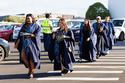 Photo from Ceremony 4 of the TWoA Tāmaki Makaurau 2025 Graduations (May 2025) held at the Mangere Arts Centre in Auckland, New Zealand on Tuesday, 27 May, 2025. Photo by Mike Walen / KeyImagery Photography. Copyright: © 2025 Te Wānanga o Aotearoa.