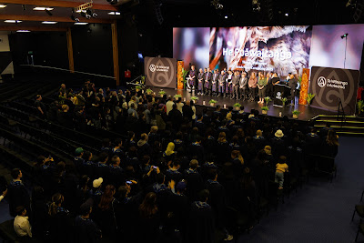 Photo from Ceremony 4 of the TWoA Tāmaki Makaurau 2025 Graduations (May 2025) held at the Mangere Arts Centre in Auckland, New Zealand on Tuesday, 27 May, 2025. Photo by Mike Walen / KeyImagery Photography. Copyright: © 2025 Te Wānanga o Aotearoa.