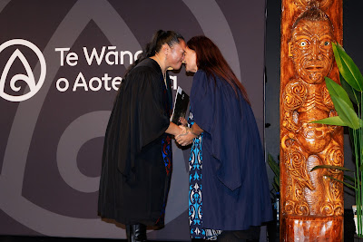 Photo from Ceremony 1 of the TWoA Tāmaki Makaurau 2025 Graduations (May 2025) held at the Mangere Arts Centre in Auckland, New Zealand on Monday, 26 May, 2025. Photo by Mike Walen / KeyImagery Photography. Copyright: © 2025 Te Wānanga o Aotearoa.