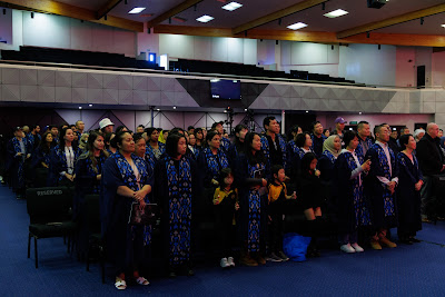 Photo from Ceremony 4 of the TWoA Tāmaki Makaurau 2025 Graduations (May 2025) held at the Mangere Arts Centre in Auckland, New Zealand on Tuesday, 27 May, 2025. Photo by Mike Walen / KeyImagery Photography. Copyright: © 2025 Te Wānanga o Aotearoa.
