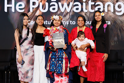 Photo from Ceremony 5 of the TWoA Tāmaki Makaurau 2025 Graduations (May 2025) held at the Mangere Arts Centre in Auckland, New Zealand on Tuesday, 27 May, 2025. Photo by Mike Walen / KeyImagery Photography. Copyright: © 2025 Te Wānanga o Aotearoa.