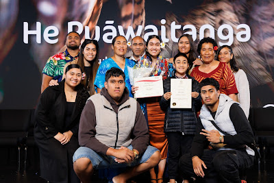 Photo from Ceremony 5 of the TWoA Tāmaki Makaurau 2025 Graduations (May 2025) held at the Mangere Arts Centre in Auckland, New Zealand on Tuesday, 27 May, 2025. Photo by Mike Walen / KeyImagery Photography. Copyright: © 2025 Te Wānanga o Aotearoa.
