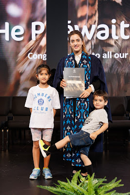 Photo from Ceremony 4 of the TWoA Tāmaki Makaurau 2025 Graduations (May 2025) held at the Mangere Arts Centre in Auckland, New Zealand on Tuesday, 27 May, 2025. Photo by Mike Walen / KeyImagery Photography. Copyright: © 2025 Te Wānanga o Aotearoa.