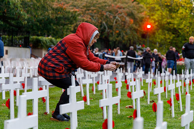 Photo from the Anzac Dawn Parade/Service held at Memorial Park, Hamilton, New Zealand. Taken: Sunday, 25 April 2021. Photo: Mike Walen / KeyImagery Photography. Copyright: © Hamilton City Council.