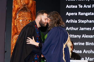 Photo from Ceremony 2 of the TWoA Tāmaki Makaurau 2025 Graduations (May 2025) held at the Mangere Arts Centre in Auckland, New Zealand on Monday, 26 May, 2025. Photo by Mike Walen / KeyImagery Photography. Copyright: © 2025 Te Wānanga o Aotearoa.