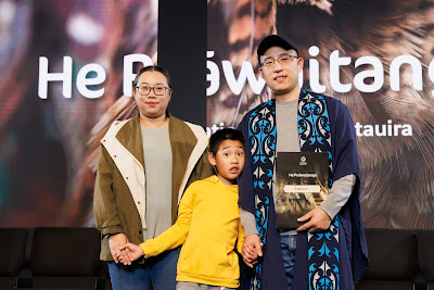 Photo from Ceremony 4 of the TWoA Tāmaki Makaurau 2025 Graduations (May 2025) held at the Mangere Arts Centre in Auckland, New Zealand on Tuesday, 27 May, 2025. Photo by Mike Walen / KeyImagery Photography. Copyright: © 2025 Te Wānanga o Aotearoa.