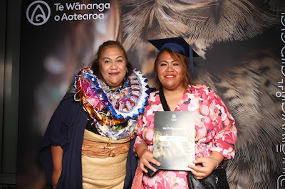 Booth photo from Ceremony 2 of the TWoA Tāmaki Makaurau 2025 Graduations (March 2025) held at the Mangere Arts Centre in Auckland, New Zealand on Wednesday, 12 March, 2025. Photo: InstaBooth by KeyImagery Photography. Copyright: © 2025 Te Wānanga o Aotearoa.
