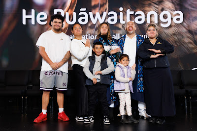 Photo from Ceremony 7 of the TWoA Tāmaki Makaurau 2025 Graduations (May 2025) held at the Mangere Arts Centre in Auckland, New Zealand on Wednesday, 28 May, 2025. Photo by Mike Walen / KeyImagery Photography. Copyright: © 2025 Te Wānanga o Aotearoa.