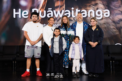 Photo from Ceremony 7 of the TWoA Tāmaki Makaurau 2025 Graduations (May 2025) held at the Mangere Arts Centre in Auckland, New Zealand on Wednesday, 28 May, 2025. Photo by Mike Walen / KeyImagery Photography. Copyright: © 2025 Te Wānanga o Aotearoa.