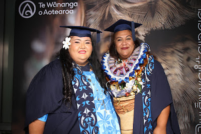 Booth photo from Ceremony 2 of the TWoA Tāmaki Makaurau 2025 Graduations (March 2025) held at the Mangere Arts Centre in Auckland, New Zealand on Wednesday, 12 March, 2025. Photo: InstaBooth by KeyImagery Photography. Copyright: © 2025 Te Wānanga o Aotearoa.