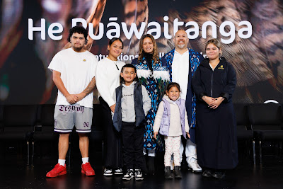 Photo from Ceremony 7 of the TWoA Tāmaki Makaurau 2025 Graduations (May 2025) held at the Mangere Arts Centre in Auckland, New Zealand on Wednesday, 28 May, 2025. Photo by Mike Walen / KeyImagery Photography. Copyright: © 2025 Te Wānanga o Aotearoa.