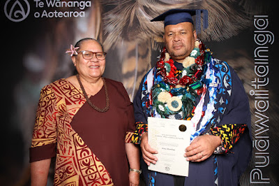 Booth photo from Ceremony 2 of the TWoA Tāmaki Makaurau 2025 Graduations (March 2025) held at the Mangere Arts Centre in Auckland, New Zealand on Wednesday, 12 March, 2025. Photo: InstaBooth by KeyImagery Photography. Copyright: © 2025 Te Wānanga o Aotearoa.