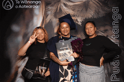 Booth photo from Ceremony 2 of the TWoA Tāmaki Makaurau 2025 Graduations (March 2025) held at the Mangere Arts Centre in Auckland, New Zealand on Wednesday, 12 March, 2025. Photo: InstaBooth by KeyImagery Photography. Copyright: © 2025 Te Wānanga o Aotearoa.