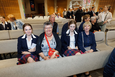 Photo from Grandparents' Day at Waikato Diocesan School for Girls, Hamilton, New Zealand on Friday, 9 December, 2022. Photography: Mike Walen / KeyImagery Photography. Copyright: © Waikato Diocesan School for Girls.