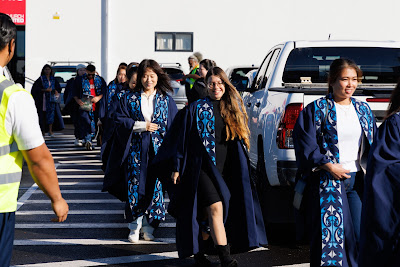 Photo from Ceremony 3 of the TWoA Tāmaki Makaurau 2025 Graduations (May 2025) held at the Mangere Arts Centre in Auckland, New Zealand on Tuesdday, 27 May, 2025. Photo by Mike Walen / KeyImagery Photography. Copyright: © 2025 Te Wānanga o Aotearoa.