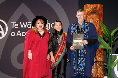 Photo from Ceremony 5 of the TWoA Tāmaki Makaurau 2025 Graduations (May 2025) held at the Mangere Arts Centre in Auckland, New Zealand on Tuesday, 27 May, 2025. Photo by Mike Walen / KeyImagery Photography. Copyright: © 2025 Te Wānanga o Aotearoa.