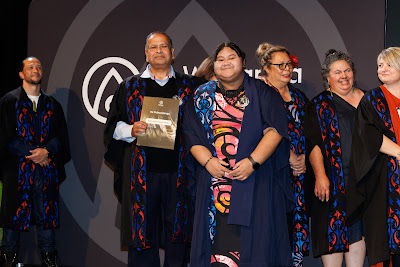Photo from Ceremony 5 of the TWoA Tāmaki Makaurau 2025 Graduations (May 2025) held at the Mangere Arts Centre in Auckland, New Zealand on Tuesday, 27 May, 2025. Photo by Mike Walen / KeyImagery Photography. Copyright: © 2025 Te Wānanga o Aotearoa.