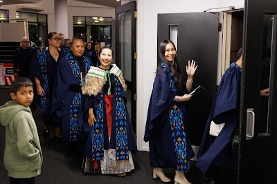 Photo from Ceremony 5 of the TWoA Tāmaki Makaurau 2025 Graduations (May 2025) held at the Mangere Arts Centre in Auckland, New Zealand on Tuesday, 27 May, 2025. Photo by Mike Walen / KeyImagery Photography. Copyright: © 2025 Te Wānanga o Aotearoa.
