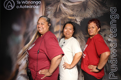 Booth photo from Ceremony 3 of the TWoA Tāmaki Makaurau 2025 Graduations (March 2025) held at the Mangere Arts Centre in Auckland, New Zealand on Wednesday, 12 March, 2025. Photo: InstaBooth by KeyImagery Photography. Copyright: © 2025 Te Wānanga o Aotearoa.