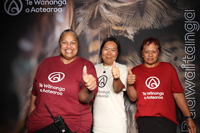 Booth photo from Ceremony 3 of the TWoA Tāmaki Makaurau 2025 Graduations (March 2025) held at the Mangere Arts Centre in Auckland, New Zealand on Wednesday, 12 March, 2025. Photo: InstaBooth by KeyImagery Photography. Copyright: © 2025 Te Wānanga o Aotearoa.