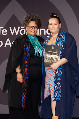 Photo from Ceremony 1 of the TWoA Tāmaki Makaurau 2025 Graduations (May 2025) held at the Mangere Arts Centre in Auckland, New Zealand on Monday, 26 May, 2025. Photo by Mike Walen / KeyImagery Photography. Copyright: © 2025 Te Wānanga o Aotearoa.