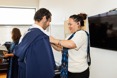 Photo from Ceremony 1 of the TWoA Tāmaki Makaurau 2025 Graduations (March 2025) held at the Mangere Arts Centre in Auckland, New Zealand on Wednesday, 12 March, 2025. Photo by Mike Walen / KeyImagery Photography. Copyright: © 2025 Te Wānanga o Aotearoa.
