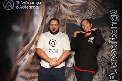 Booth photo from Ceremony 1 of the TWoA Tāmaki Makaurau 2025 Graduations (March 2025) held at the Mangere Arts Centre in Auckland, New Zealand on Wednesday, 12 March, 2025. Photo: InstaBooth by KeyImagery Photography. Copyright: © 2025 Te Wānanga o Aotearoa.