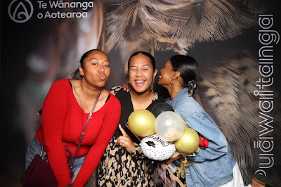 Booth photo from Ceremony 3 of the TWoA Tāmaki Makaurau 2025 Graduations (March 2025) held at the Mangere Arts Centre in Auckland, New Zealand on Wednesday, 12 March, 2025. Photo: InstaBooth by KeyImagery Photography. Copyright: © 2025 Te Wānanga o Aotearoa.