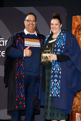 Photo from Ceremony 6 of the TWoA Tāmaki Makaurau 2025 Graduations (May 2025) held at the Mangere Arts Centre in Auckland, New Zealand on Wednesday, 28 May, 2025. Photo by Mike Walen / KeyImagery Photography. Copyright: © 2025 Te Wānanga o Aotearoa.