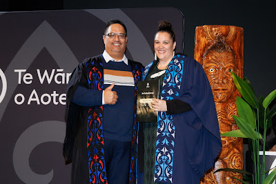 Photo from Ceremony 6 of the TWoA Tāmaki Makaurau 2025 Graduations (May 2025) held at the Mangere Arts Centre in Auckland, New Zealand on Wednesday, 28 May, 2025. Photo by Mike Walen / KeyImagery Photography. Copyright: © 2025 Te Wānanga o Aotearoa.