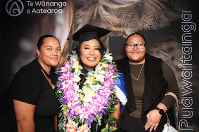 Booth photo from Ceremony 3 of the TWoA Tāmaki Makaurau 2025 Graduations (March 2025) held at the Mangere Arts Centre in Auckland, New Zealand on Wednesday, 12 March, 2025. Photo: InstaBooth by KeyImagery Photography. Copyright: © 2025 Te Wānanga o Aotearoa.