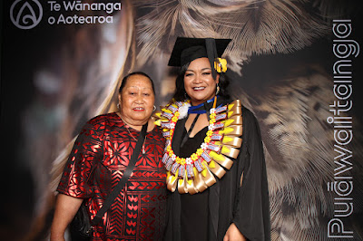 Booth photo from Ceremony 3 of the TWoA Tāmaki Makaurau 2025 Graduations (March 2025) held at the Mangere Arts Centre in Auckland, New Zealand on Wednesday, 12 March, 2025. Photo: InstaBooth by KeyImagery Photography. Copyright: © 2025 Te Wānanga o Aotearoa.