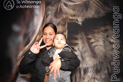 Booth photo from Ceremony 3 of the TWoA Tāmaki Makaurau 2025 Graduations (March 2025) held at the Mangere Arts Centre in Auckland, New Zealand on Wednesday, 12 March, 2025. Photo: InstaBooth by KeyImagery Photography. Copyright: © 2025 Te Wānanga o Aotearoa.